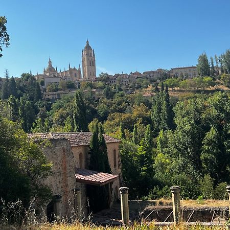 Hostal Juan Bravo Segovia Bagian luar foto