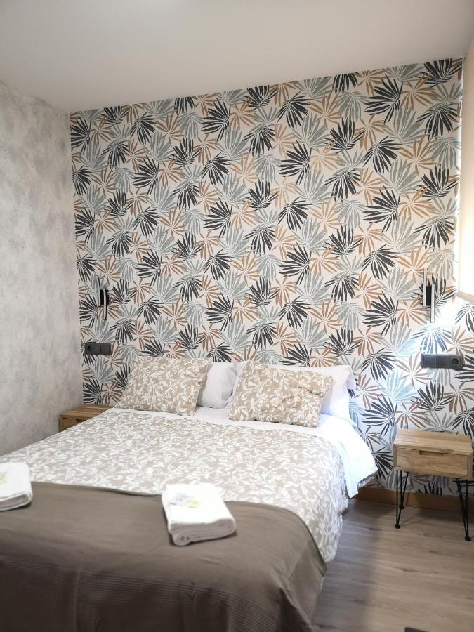 Hostal Juan Bravo Segovia Bagian luar foto