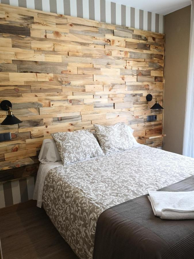 Hostal Juan Bravo Segovia Bagian luar foto