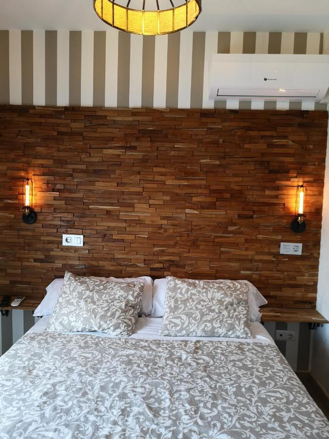 Hostal Juan Bravo Segovia Bagian luar foto