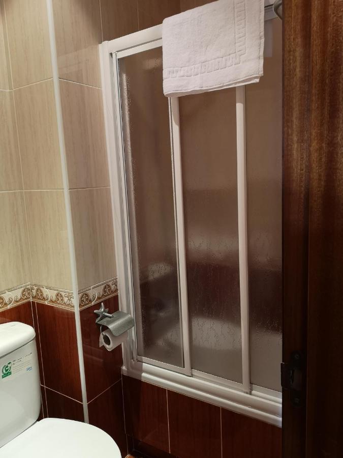 Hostal Juan Bravo Segovia Bagian luar foto